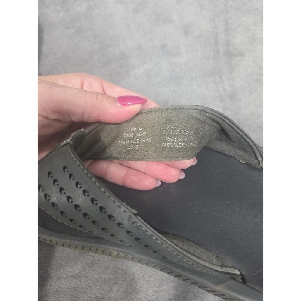 OluKai Ulele Shoes Mens Size 13 Gray Flip Flop Sandals Water Friendly 10435